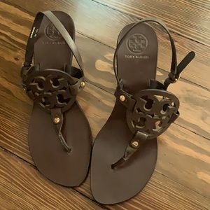 Tory Burch logo brown sandal Women’s size 9